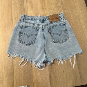 Vintage levis 560 shorts